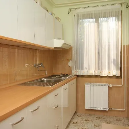 With A Parking Space - 6959 Umag