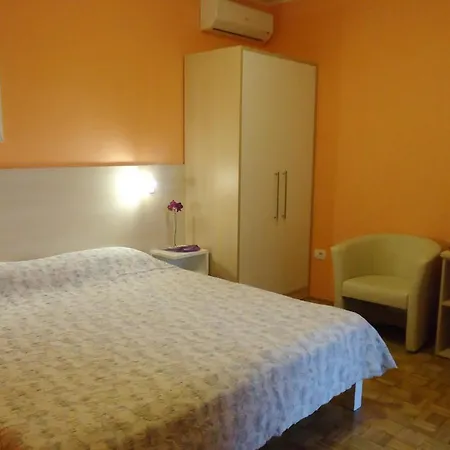 With A Parking Space - 6959 Umag