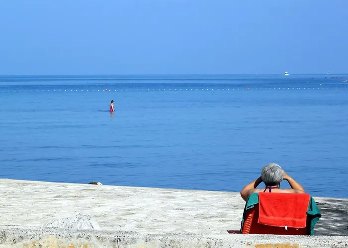 Apartamento With A Parking Space - 6959 *