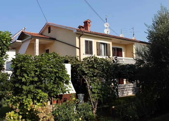 Apartamento With A Parking Space - 6959 *