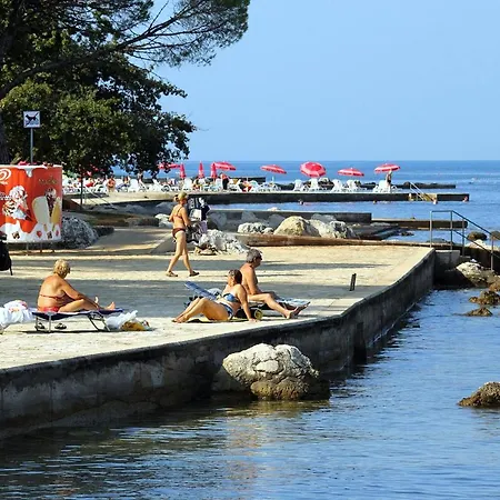 Apartment With A Parking Space - 6959 Umag