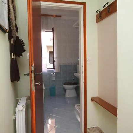 With A Parking Space - 6959