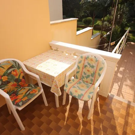 With A Parking Space - 6959 Daire *
